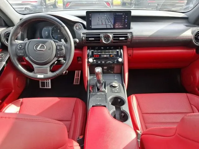 2023 Lexus IS 350 F SPORT photo 7
