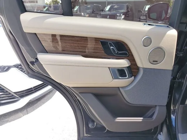 2018 Land Rover Range Rover 5.0L V8 Supercharged photo 14