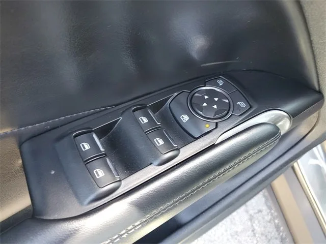 2019 Lincoln MKC Standard photo 17
