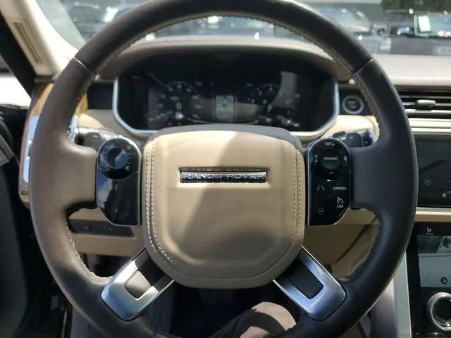2018 Land Rover Range Rover 5.0L V8 Supercharged photo 23