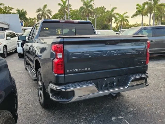 2019 Chevrolet Silverado 1500 LT photo 4
