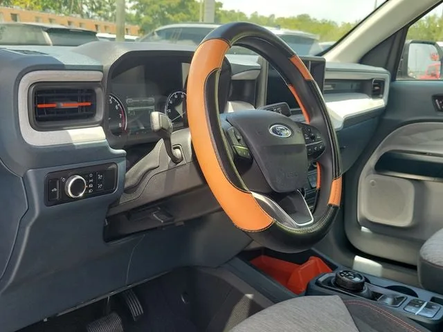 2023 Ford Maverick XLT photo 11