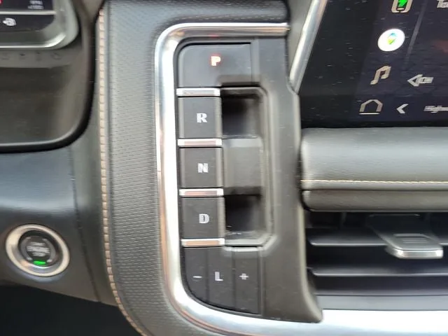 2022 GMC Yukon AT4 photo 22