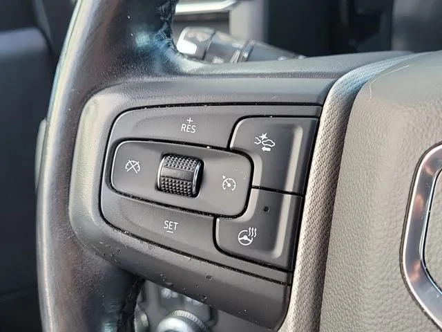 2022 GMC Yukon Denali photo 23