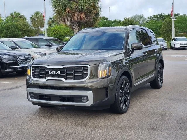 2024 Kia Telluride SX photo 3