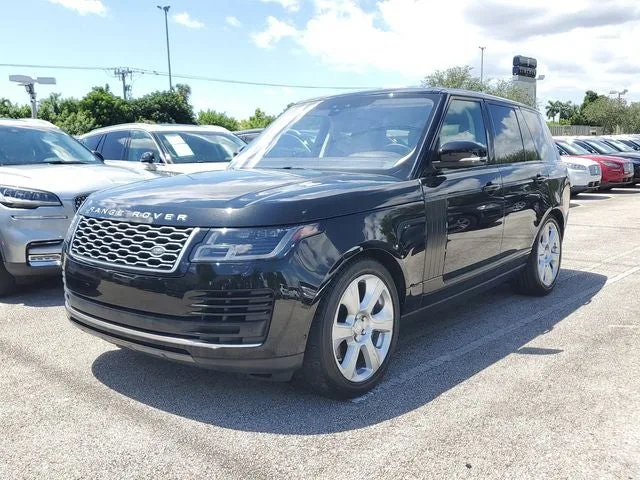2018 Land Rover Range Rover 5.0L V8 Supercharged photo 3