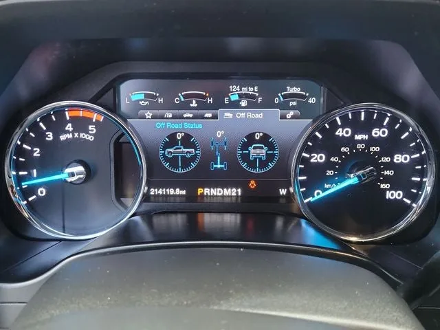 2019 Ford F-250SD Lariat photo 19
