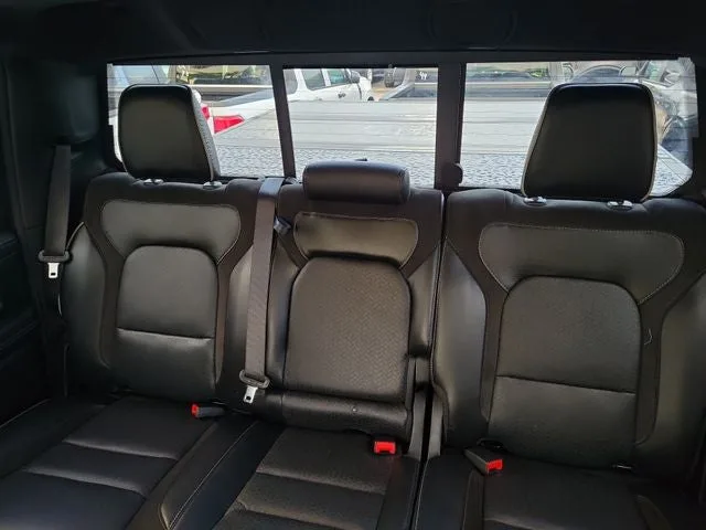 2024 RAM 1500 Laramie photo 13