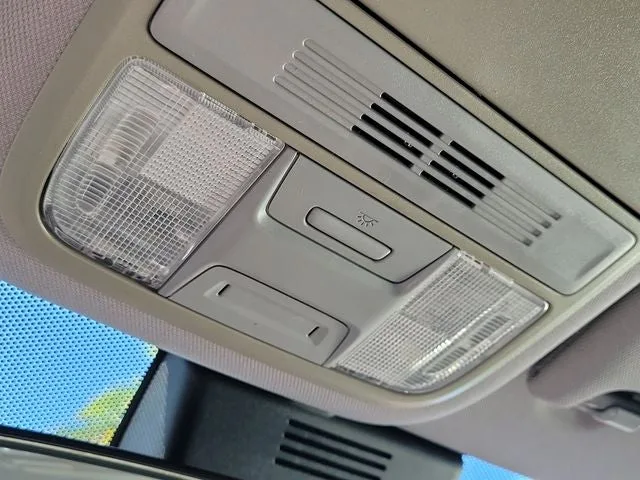 2019 Honda Accord LX photo 27