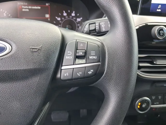 2020 Ford Escape SE photo 18