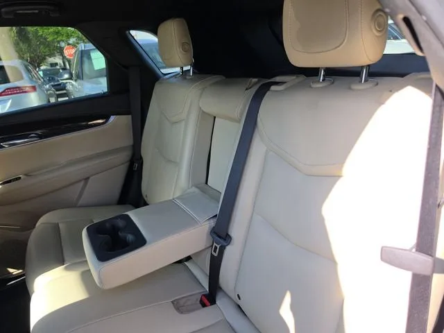 2018 Cadillac XT5 Base photo 11