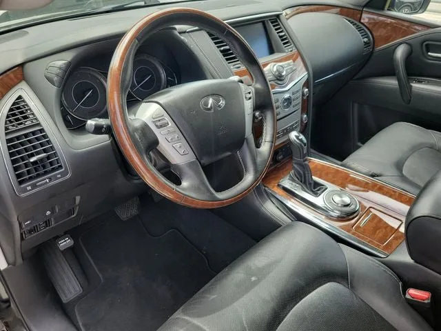 2019 INFINITI QX80 LUXE photo 19