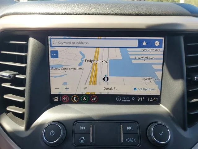 2021 GMC Acadia Denali photo 28