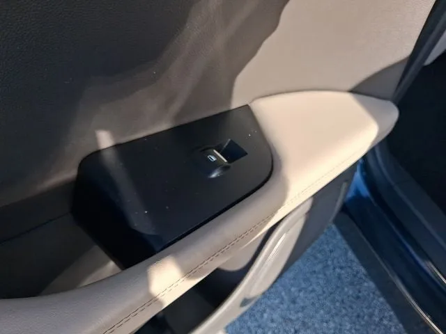 2023 Lincoln Nautilus Reserve photo 10