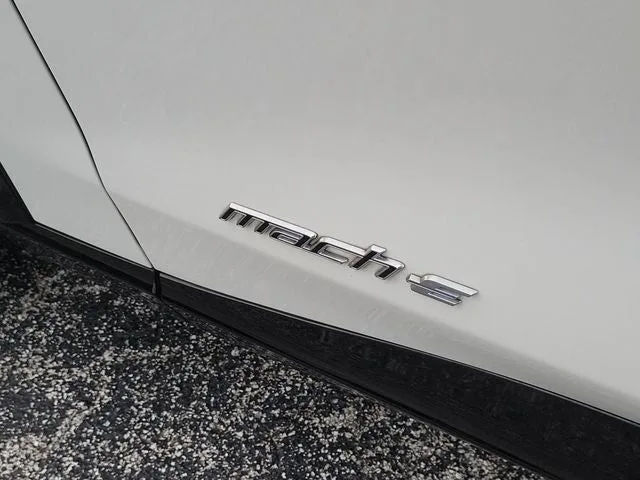 2024 Ford Mustang Mach-E Premium photo 8