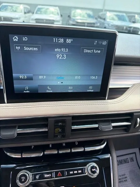2022 Lincoln Corsair Standard photo 19