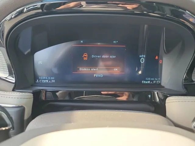 2023 Lincoln Corsair Standard photo 15