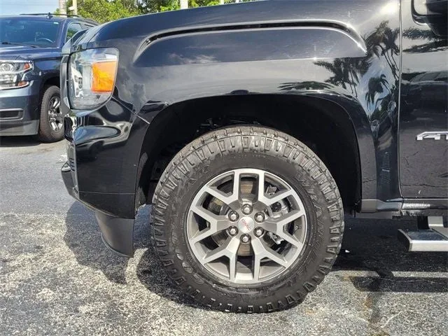 2021 GMC Canyon AT4 w/Cloth photo 7