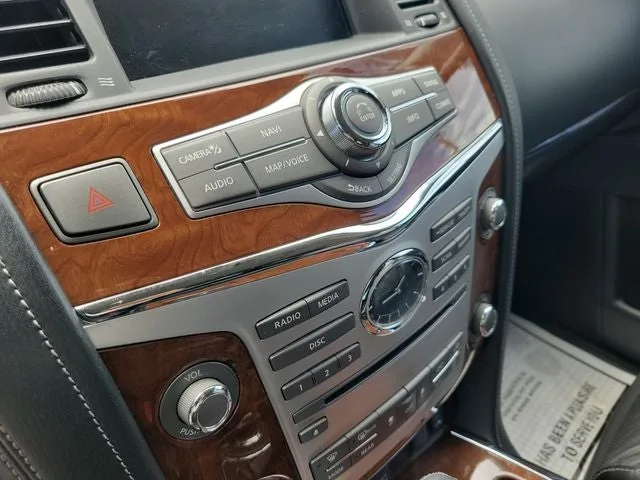 2019 INFINITI QX80 LUXE photo 23