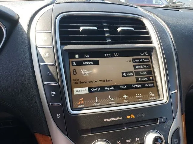 2017 Lincoln MKX Reserve photo 22