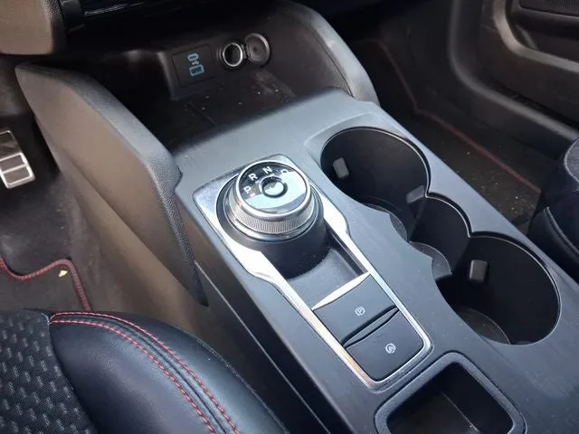 2023 Ford Escape ST-Line photo 22