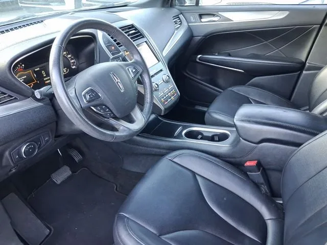 2019 Lincoln MKC Standard photo 9