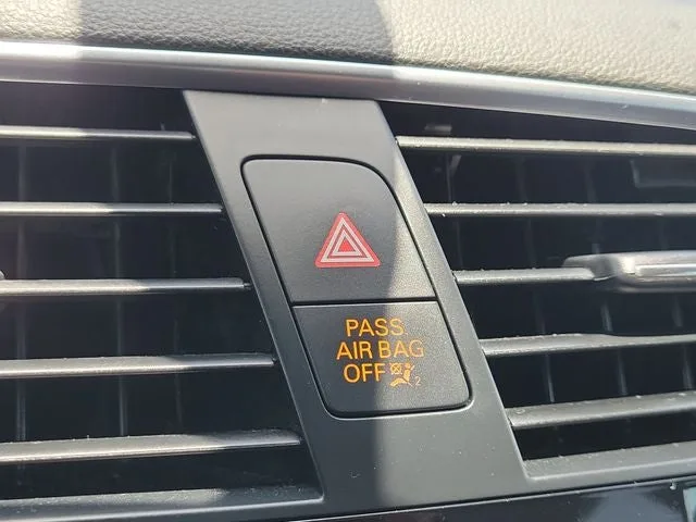 2016 Audi Q3 2.0T Premium Plus FrontTrak photo 24