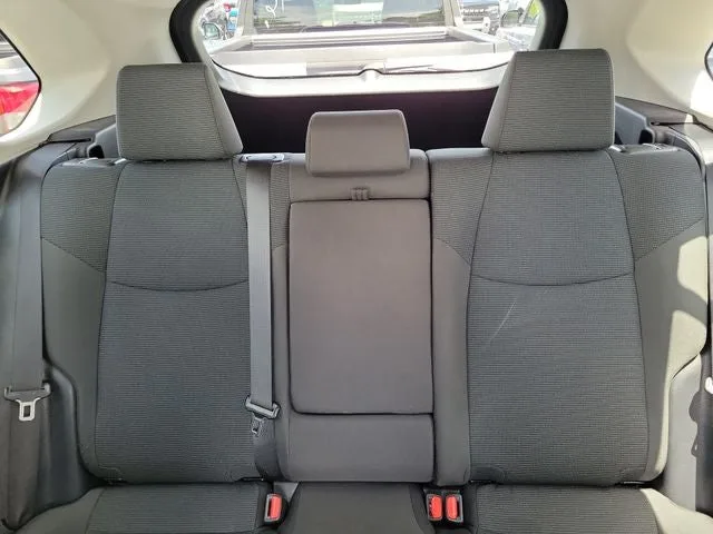 2024 Toyota RAV4 LE photo 10