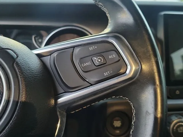 2020 Jeep Gladiator Sport photo 26