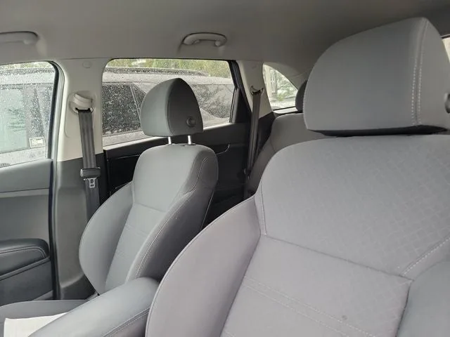 2019 Kia Sorento LX photo 17