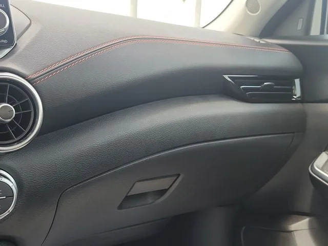 2025 Nissan Sentra SR photo 29