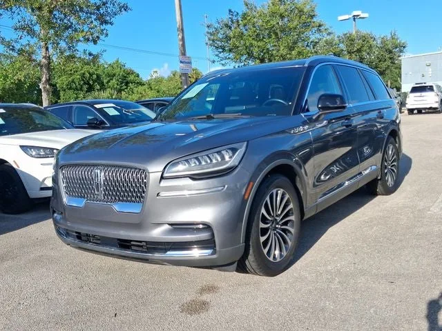2022 Lincoln Aviator Reserve Premium photo 2