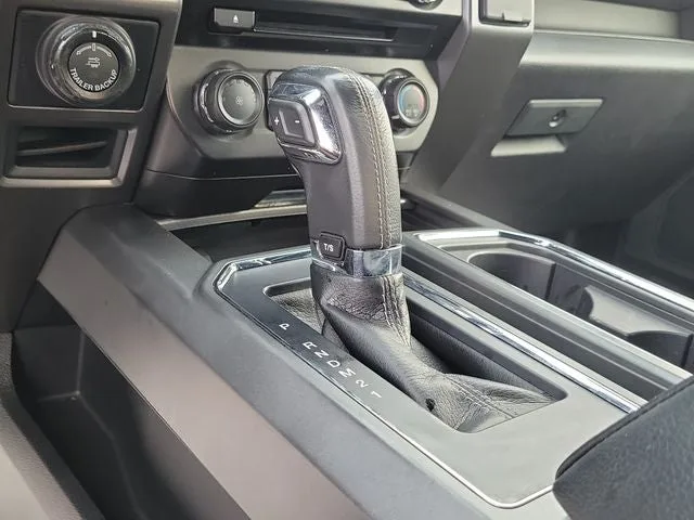 2017 Ford F-150 XLT photo 30