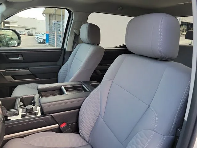 2024 Toyota Tundra SR5 photo 12