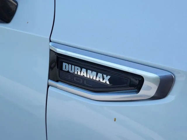 2022 GMC Yukon Denali photo 10