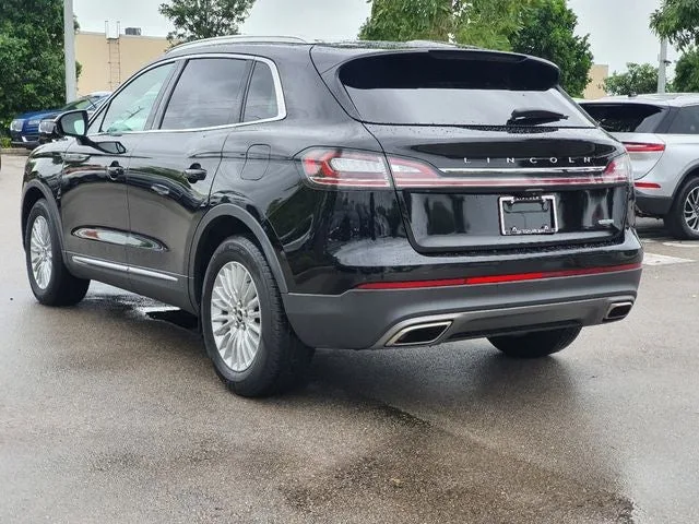 2020 Lincoln Nautilus Standard photo 5