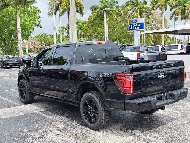 2024 Ford F-150 Platinum photo 4