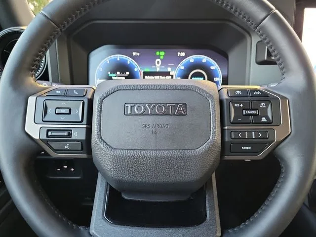 2025 Toyota Land Cruiser Base photo 18