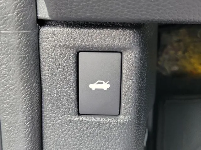 2025 Honda Accord Hybrid EX-L photo 12
