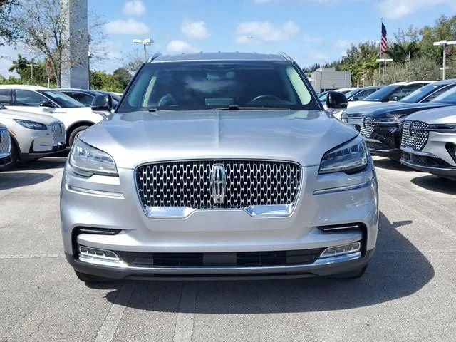 2020 Lincoln Aviator Reserve Premium photo 2
