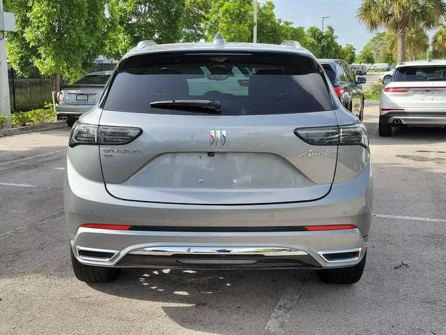 2024 Buick Envision Avenir photo 5