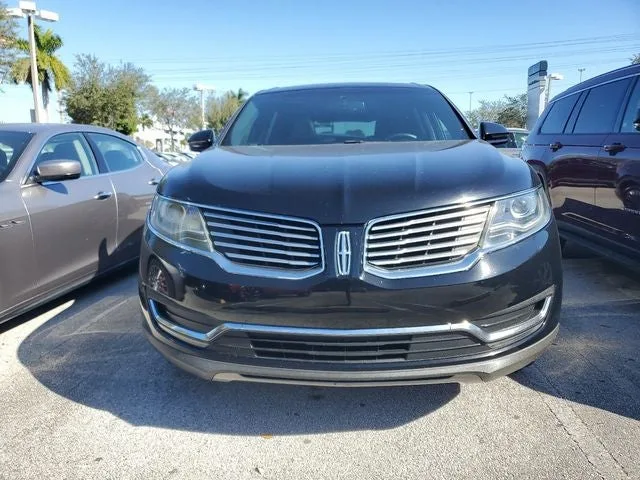2017 Lincoln MKX Reserve photo 2