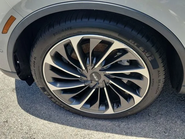 2020 Lincoln Aviator Reserve photo 8