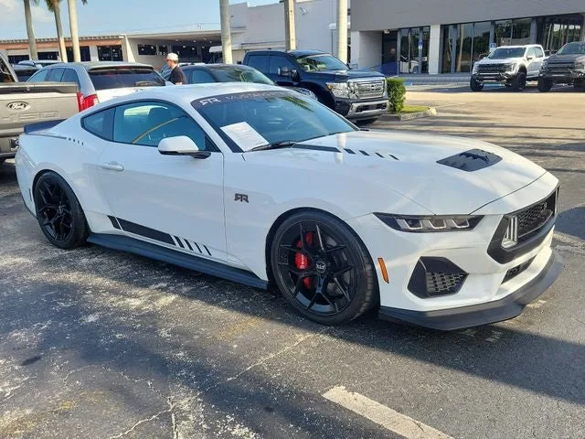 2024 Ford Mustang GT Premium STR PACKG photo 2