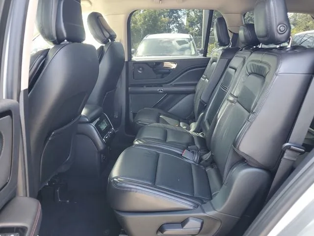 2020 Lincoln Aviator Reserve Premium photo 10