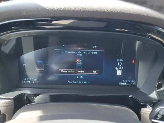 2023 Lincoln Corsair Standard photo 19
