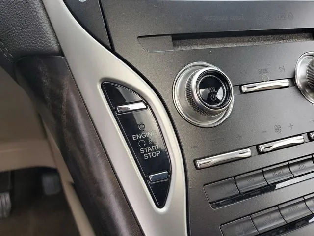 2021 Lincoln Nautilus Standard photo 16