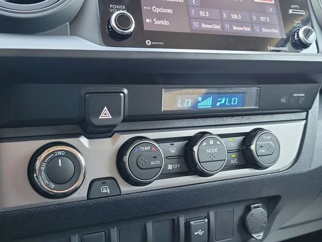 2022 Toyota Tacoma SR V6 photo 22