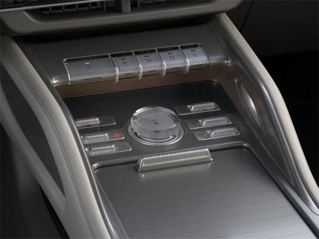 2024 Lincoln Nautilus Premiere photo 15