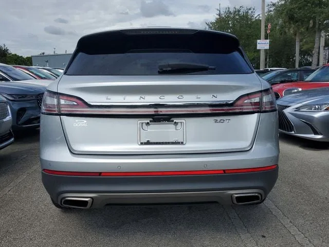 2019 Lincoln Nautilus Select photo 5